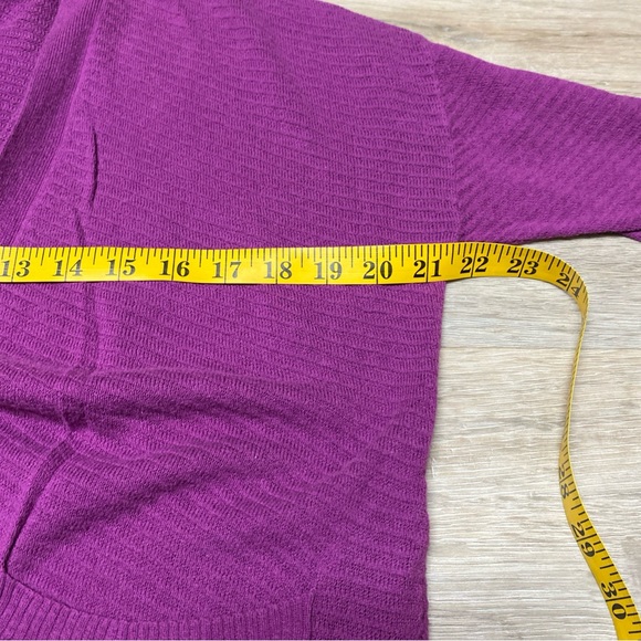 Lot of 2 Womens 3/4 Length Sleevee Sweaters - Picture 3 of 11